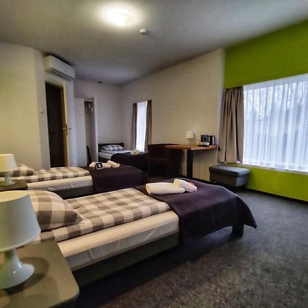 Rj Hotel Pabianice Eksteriør billede