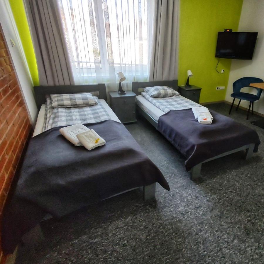 Rj Hotel Pabianice Eksteriør billede